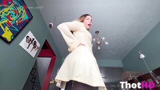 Queen_D. Queen_egirl27 from below thighhighs OnlyFans