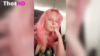 Helly Valentine Solo Clip