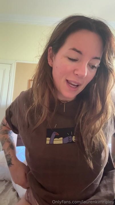 Lauren Williams Flat Chest NSFW