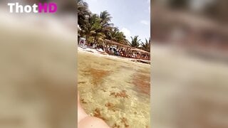 Lauren Compton Beach Outdoors OnlyFans