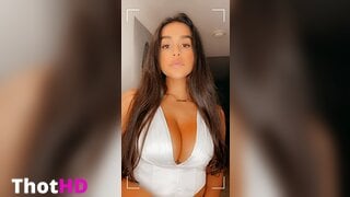 gen.with.a.g Cleavage and Big Tits OnlyFans