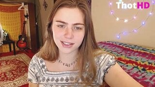 AwesomeKate Close-Up Nude NSFW_001