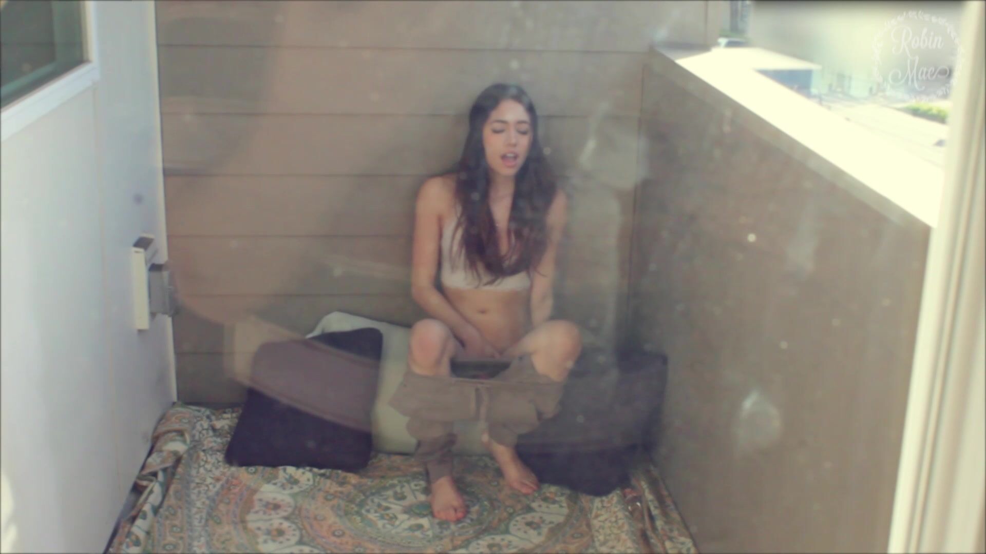 Robin Mae - Balcony Play