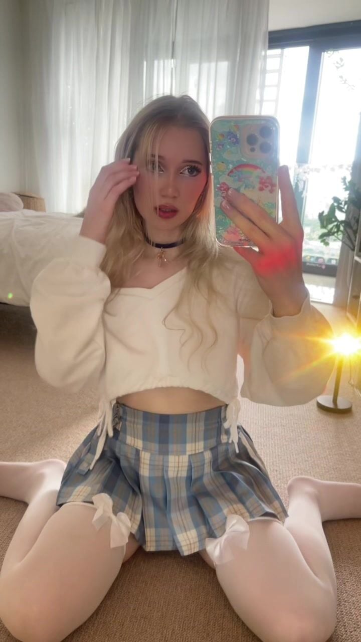 Luna_Bunny Choker and Thighhighs NSFW