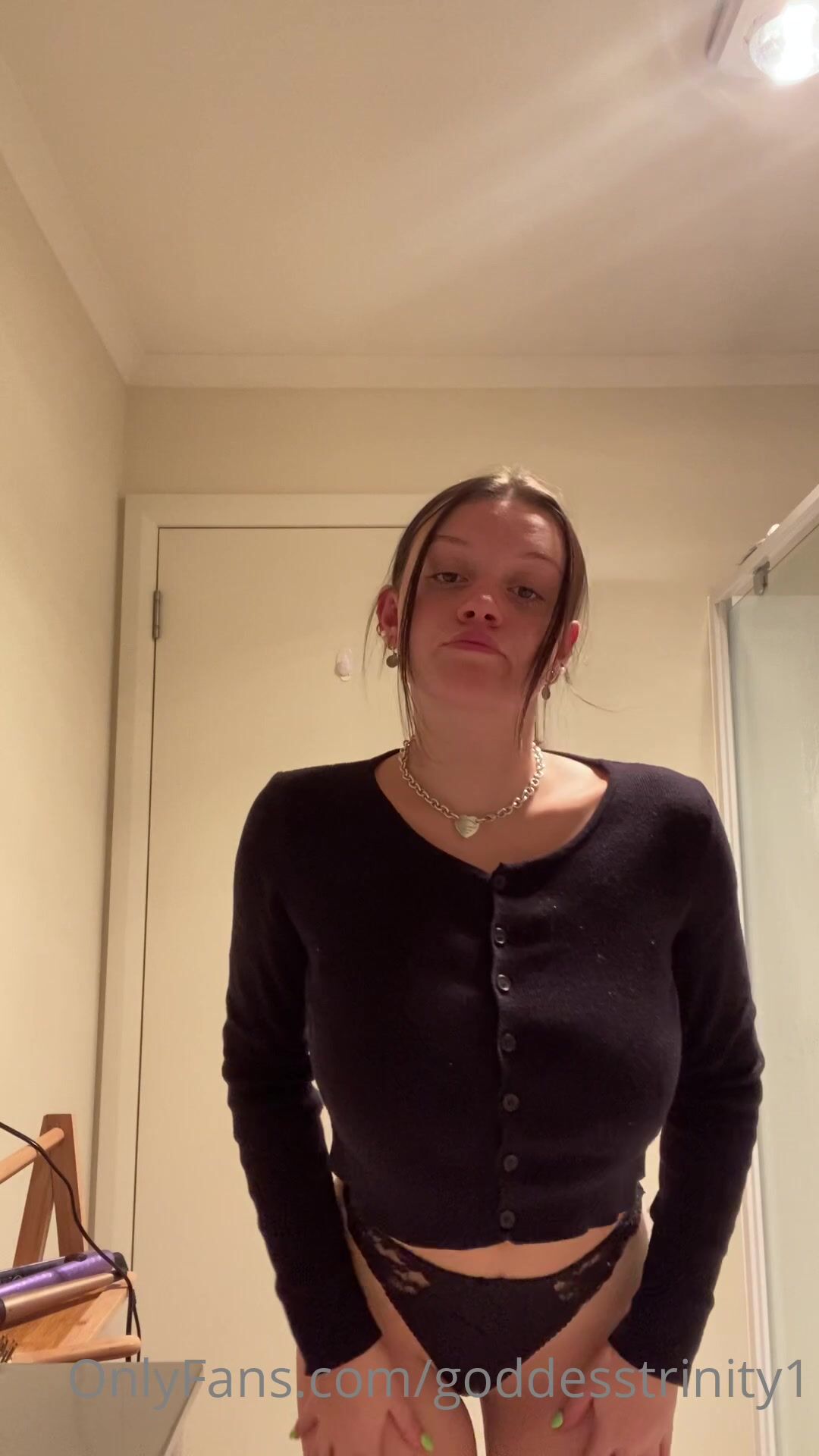 Goddess Trinity Topless Big Tits_001