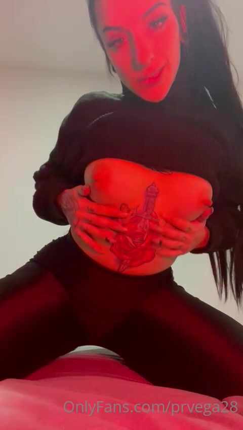 Prvega28 Dildo Blowjob NSFW