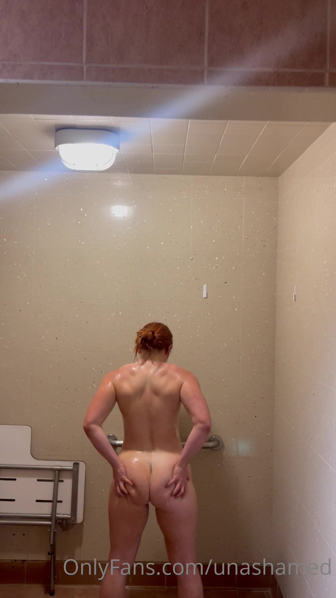 Ashleigh Baker Nude Ass OnlyFans
