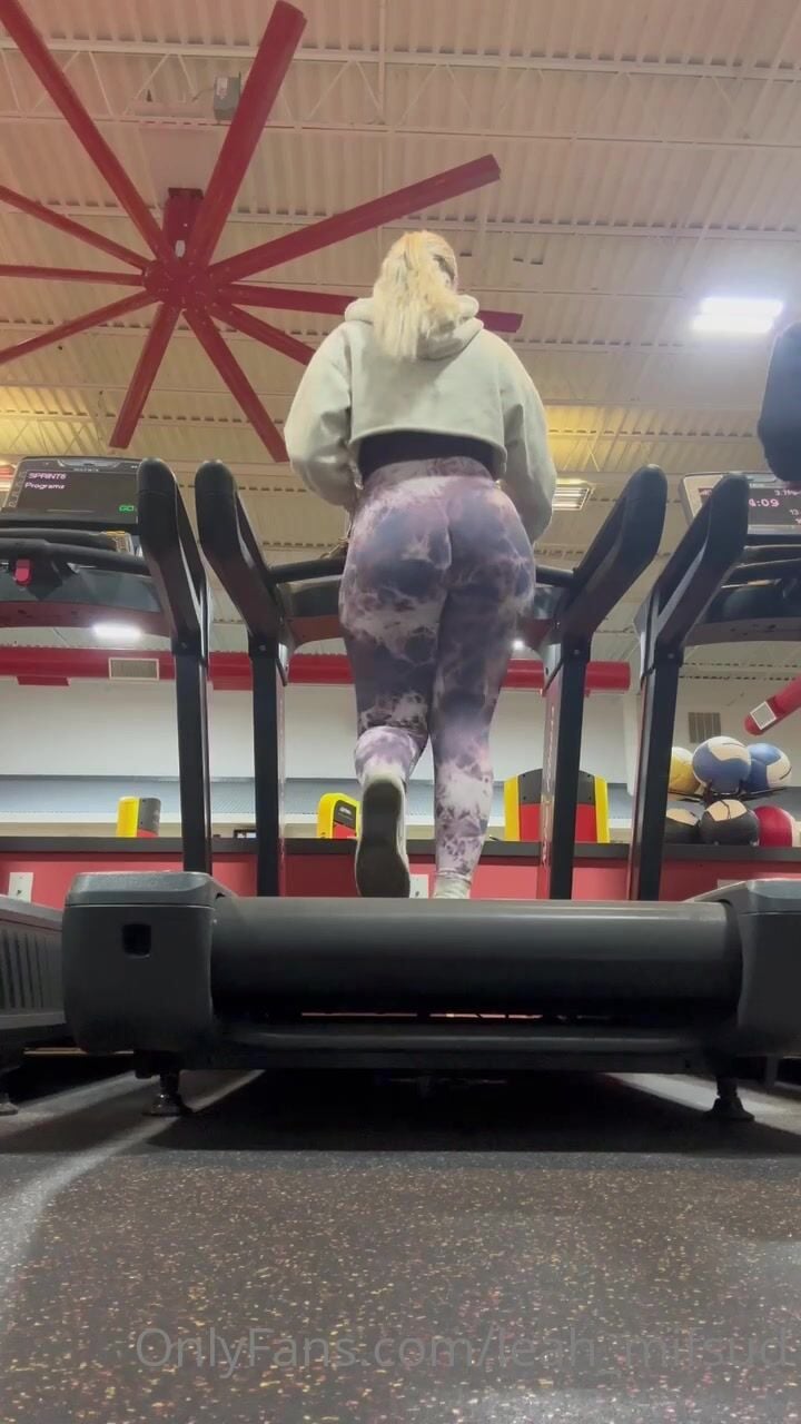 Leah Mifsud Ass and From Behind Leaked