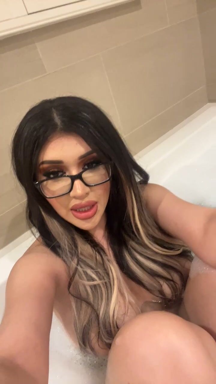 Lilianaheartsss Bathroom Bathtub