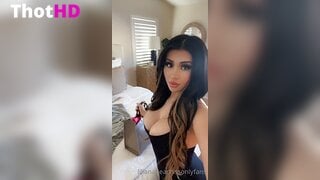 Lilianaheartsss Big Tits and Cleavage XXX