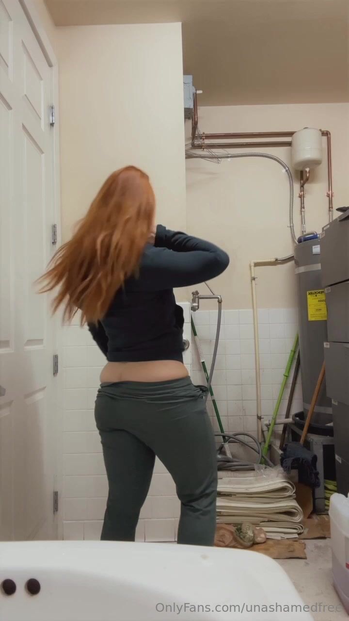 Unashamed Ass Bathroom Clip