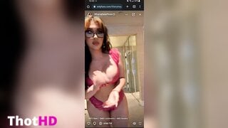 Lilianaheartsss Ass and Cleavage Leak