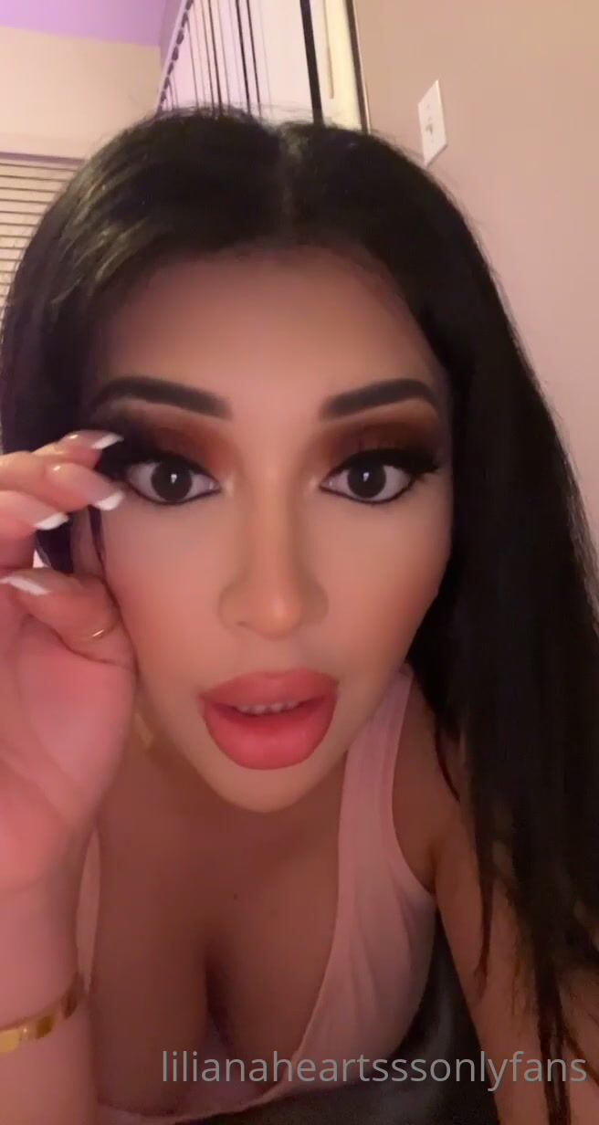 Lilianaheartsss Downblouse Cleavage Leaked