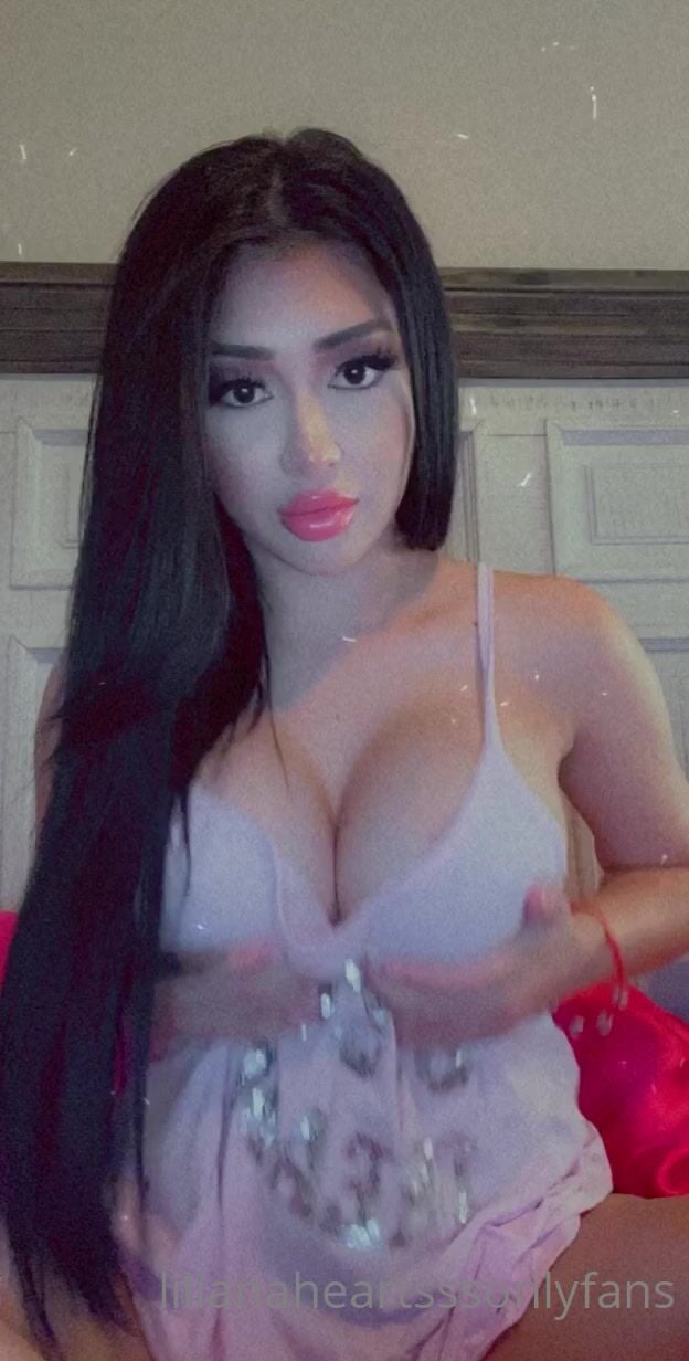 Lilianaheartsss Big Tits Cleavage Leaked