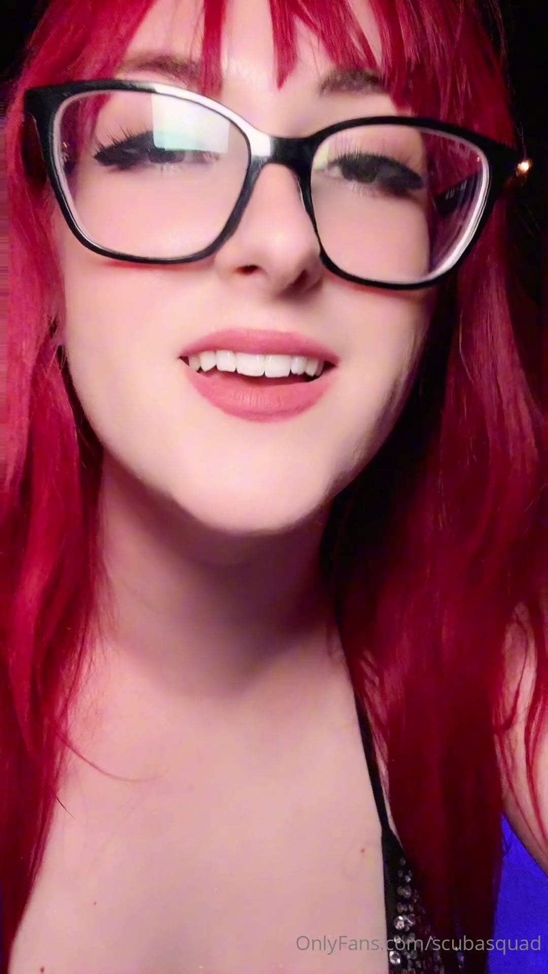 Scuba Steph Close-Up Cleavage Video