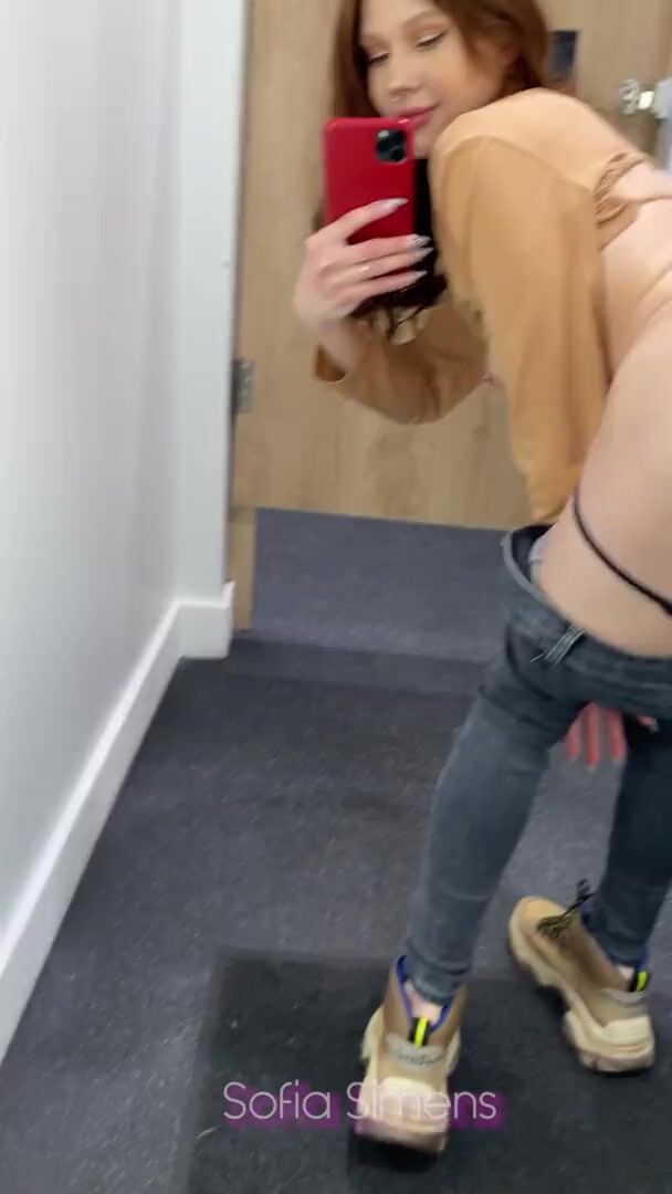 SimensSofia Ass and Nipple Piercing OnlyFans