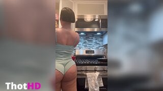 Zahra Elise From Behind