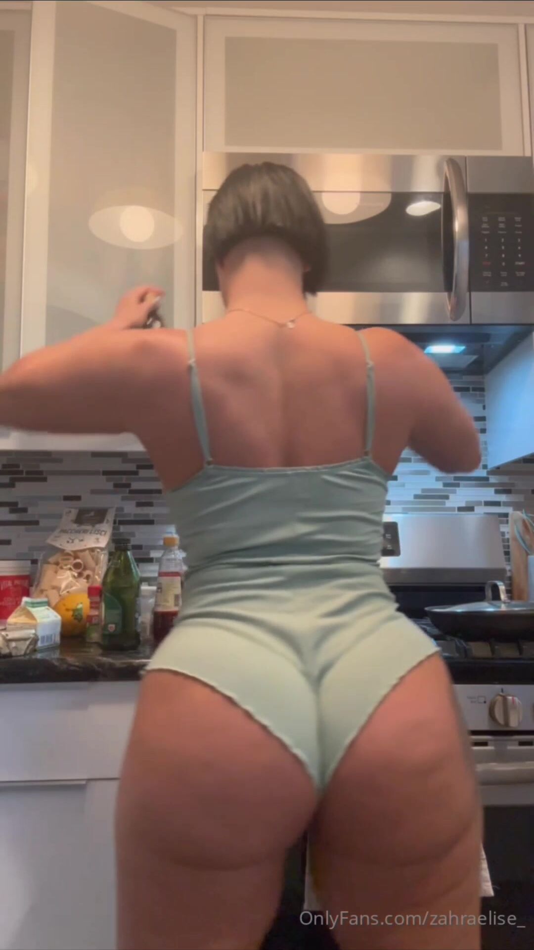 Zahra Elise From Behind