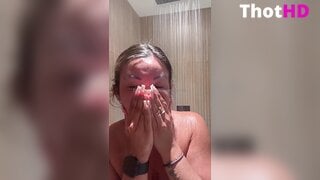 Sophie Chanel Nude Showering