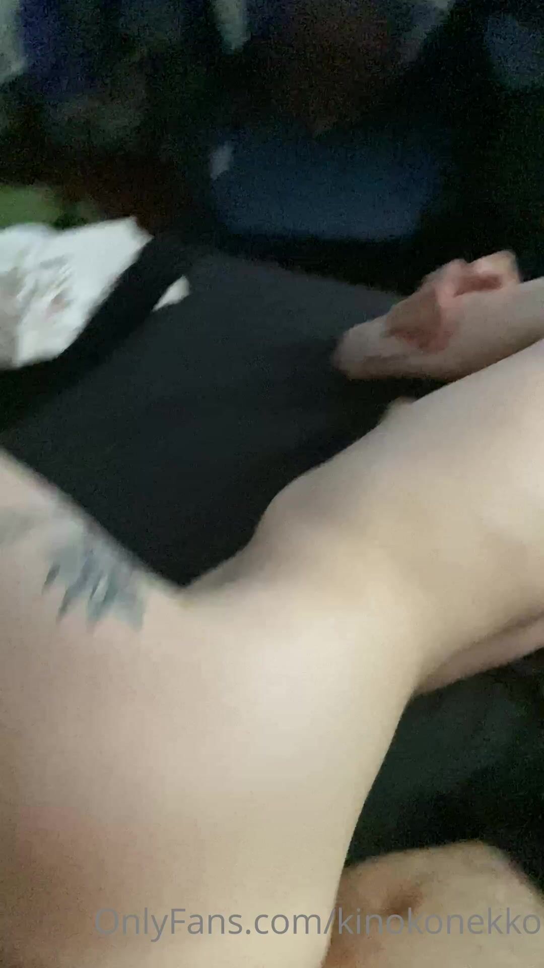 Kinokonekko Close-Up Nude NSFW