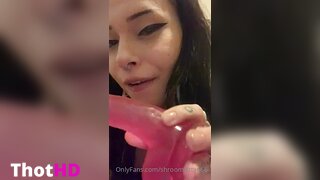 Kinokonekko Tongue Out Close-Up Clip