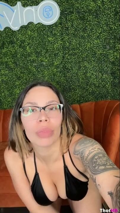 Blahgigi Leak ONLYFANS Video Small Bikini