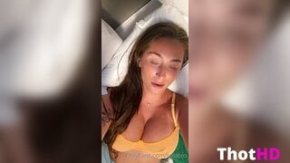 Imrubyreid Cleavage and Big Tits NSFW