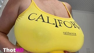 Wisconsinwife Huge Tits Leak