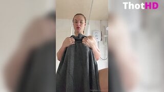 Hj123 Showering OF