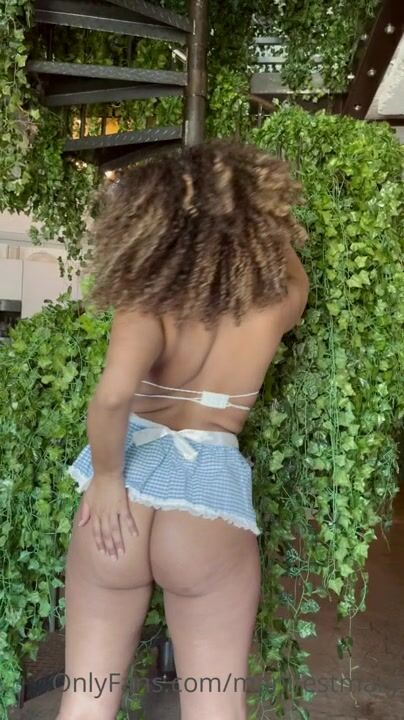 Manifesting_mary From Behind