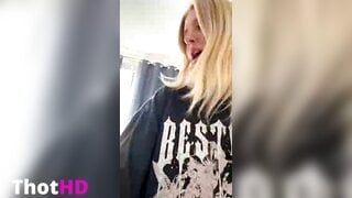 Jade Grobler Topless Cleavage Leak