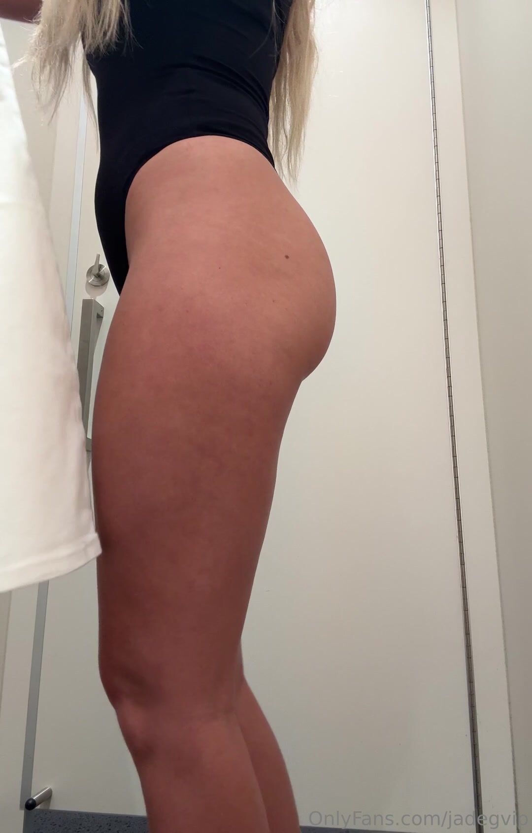 Jade Grobler Bathroom Ass Leaked