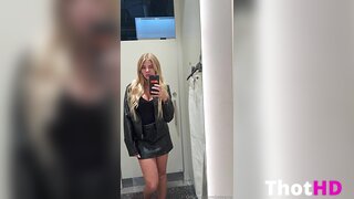 Jade Grobler Cleavage NSFW