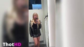 Jade Grobler Cleavage NSFW