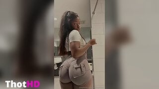 Mayhashira ass from behind OF