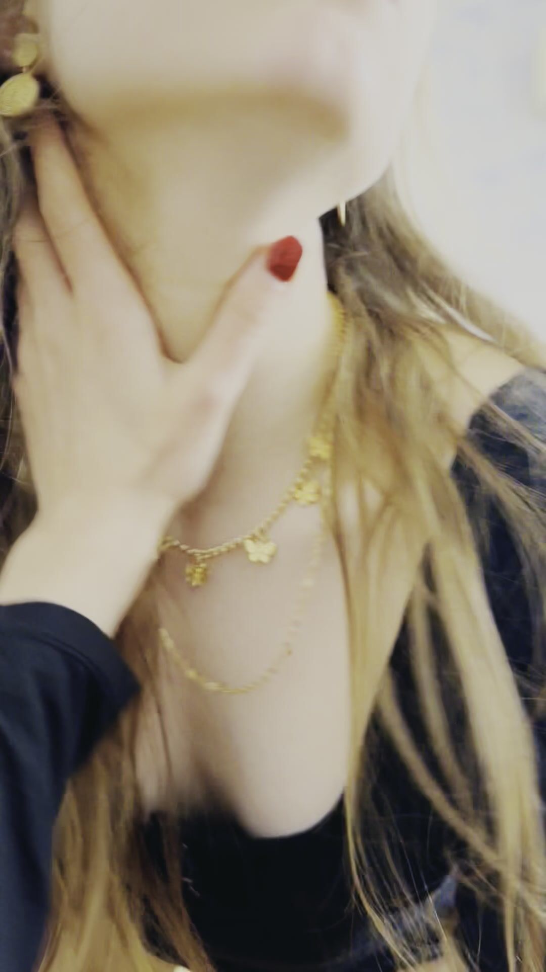 Alice & Haizlee Close-Up Nude Video