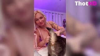 Zoie Burgher Big Tits Nip Slip OF