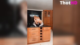 Zoie Burgher Big Tits Nude NSFW