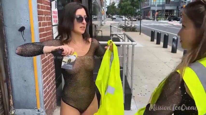 Missionicecream + FlashingEmma nyc