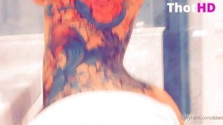 Blac Chyna Bathroom