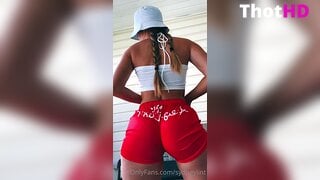 Sydney Lint Ass From Behind Leak