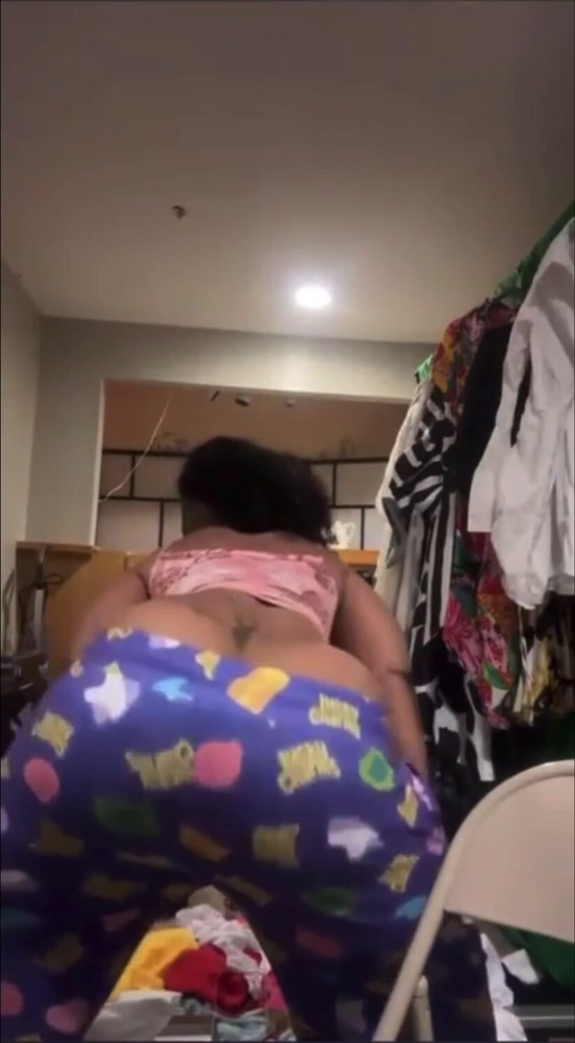Tokyo Toni Butt Crack Ass OnlyFans