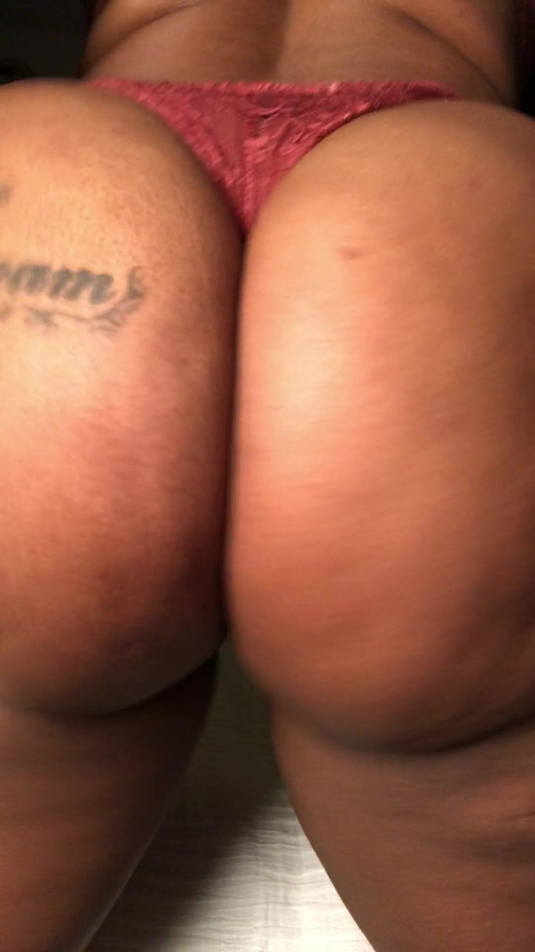 Dominique Chinn Ass Close-Up Video