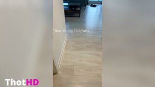 KieraYoung Ass Close-Up XXX
