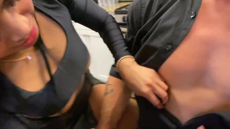 Ember Snow Nude BG Sex Video