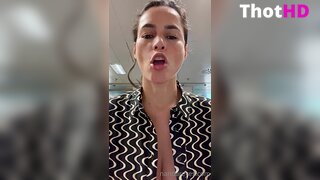 Nanda Reyes Cleavage NSFW