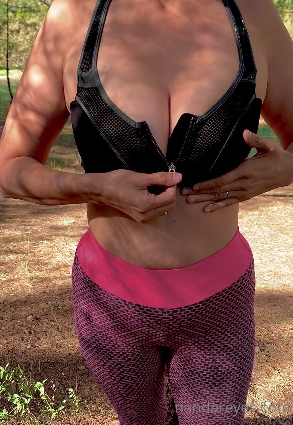 Nanda Reyes Outdoor Big Tits Video