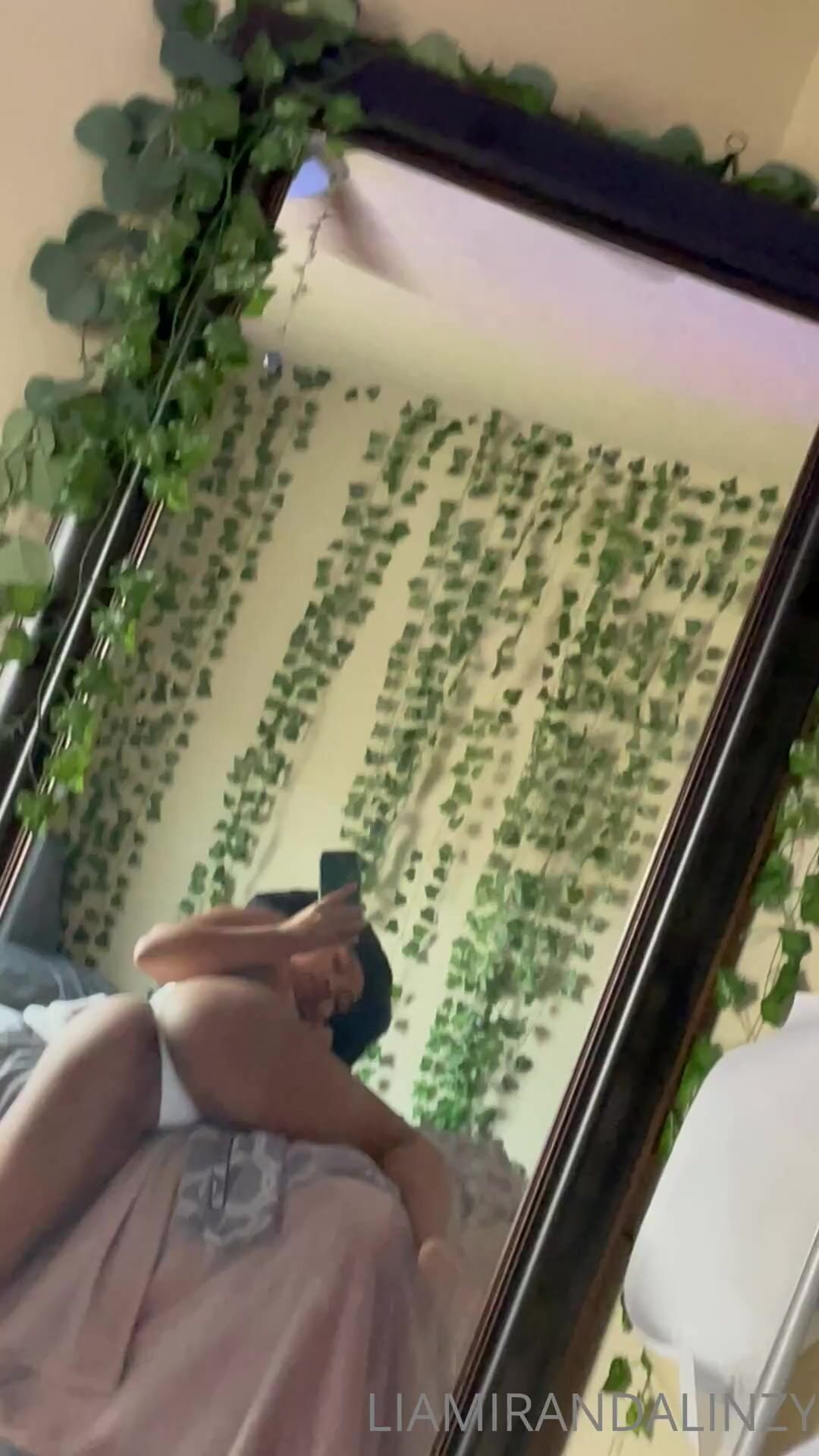 NaturalLuvsBeauty Ass On Bed NSFW