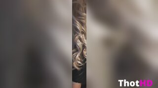Ocicat Spread Legs Masturbating Video