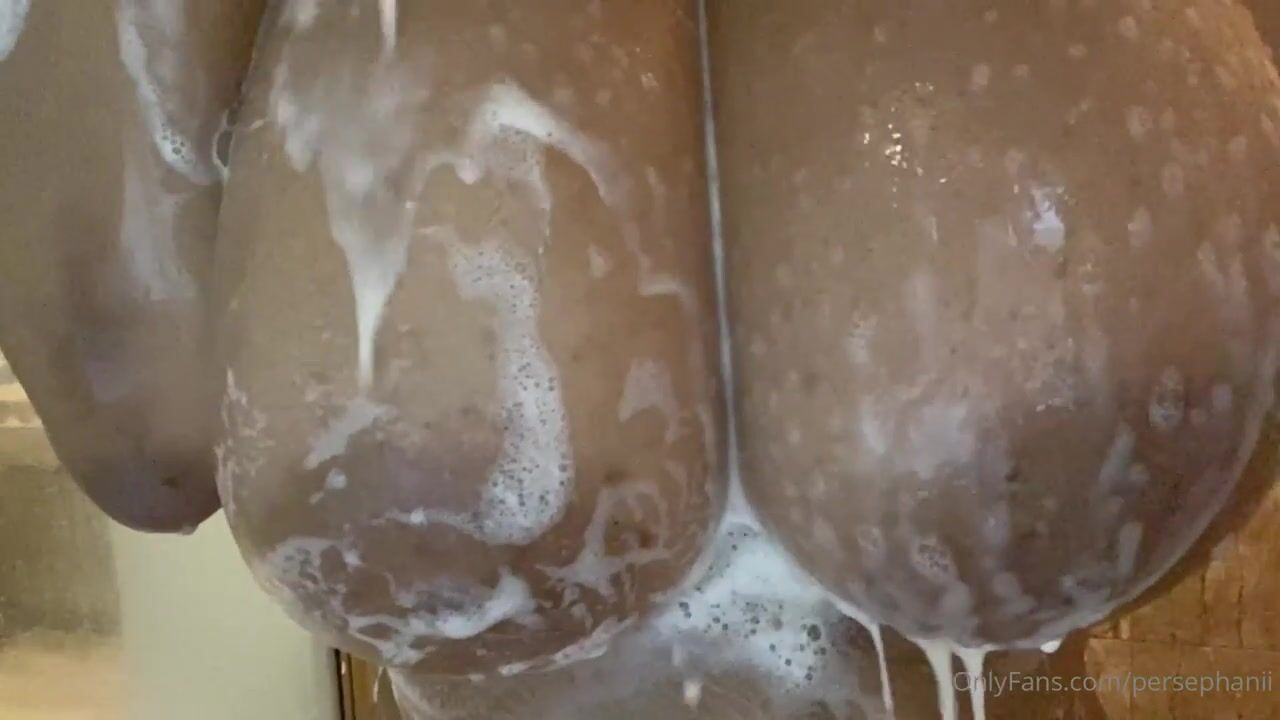Persephanii Hanging Tits Close-Up Video